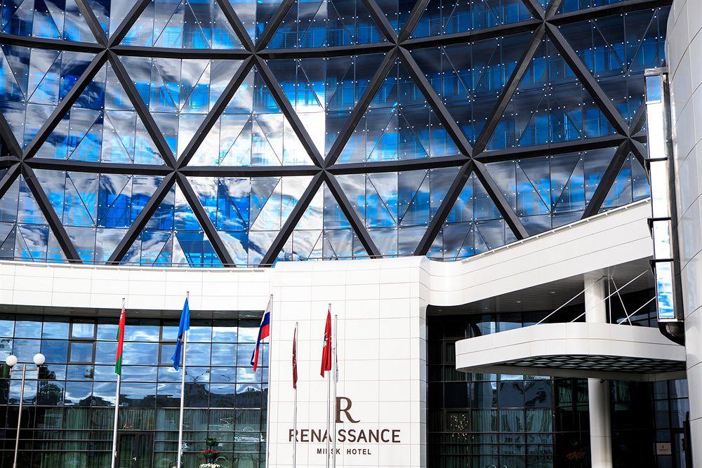 Renaissance Minsk Hotel Exterior photo