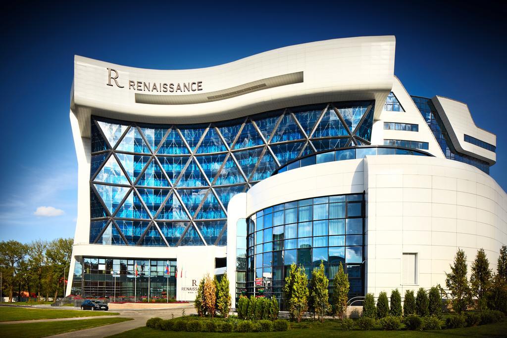 Renaissance Minsk Hotel Exterior photo