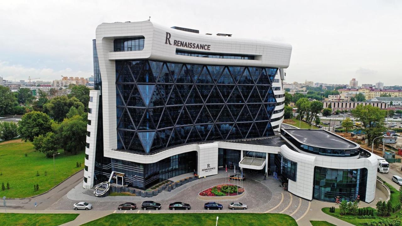 Renaissance Minsk Hotel Exterior photo